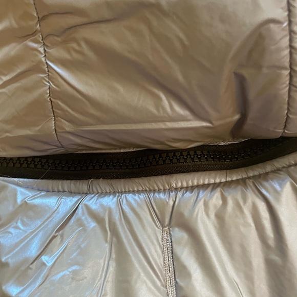 BNWT dog winter coat - Picture 4 of 9